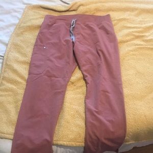 Mauve pink FIGS scrub pant